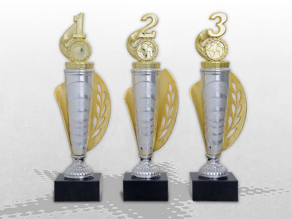 3 Pokale mit Emblem NEU #1237 Pokal Medaillen Sieger Kindergeburtstag Turnier 